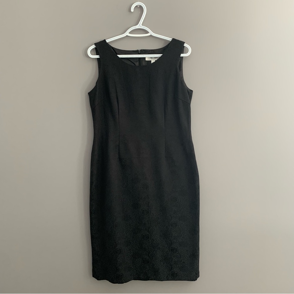 Jones Studio Size 8 Black Dress